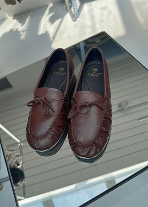 Feather loafers Leather Ebony Phenumb 
